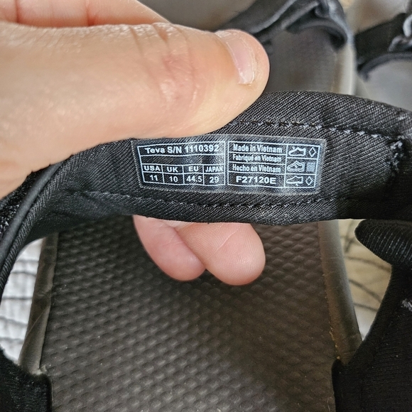 Teva Meacham Black Hiking Sandals Men's 11 - Picture 12 of 14